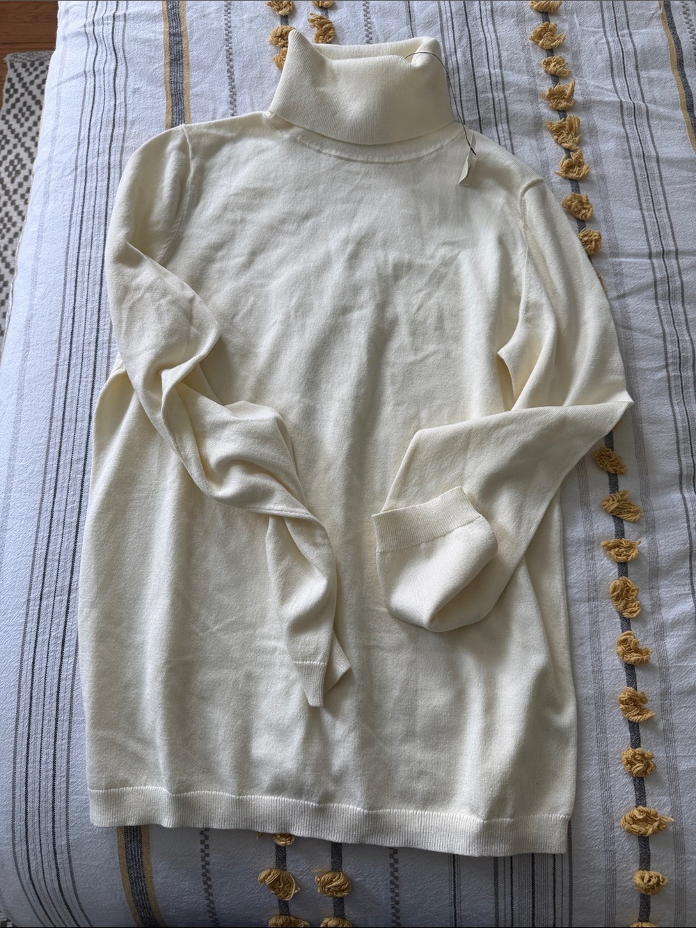 Talbots Cream Turtleneck Sweater - Soft Knit Long Sleeve